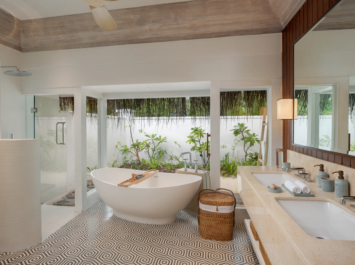 Deluxe Beach Villa Suite with Pool · One bedroom · deluxe suite